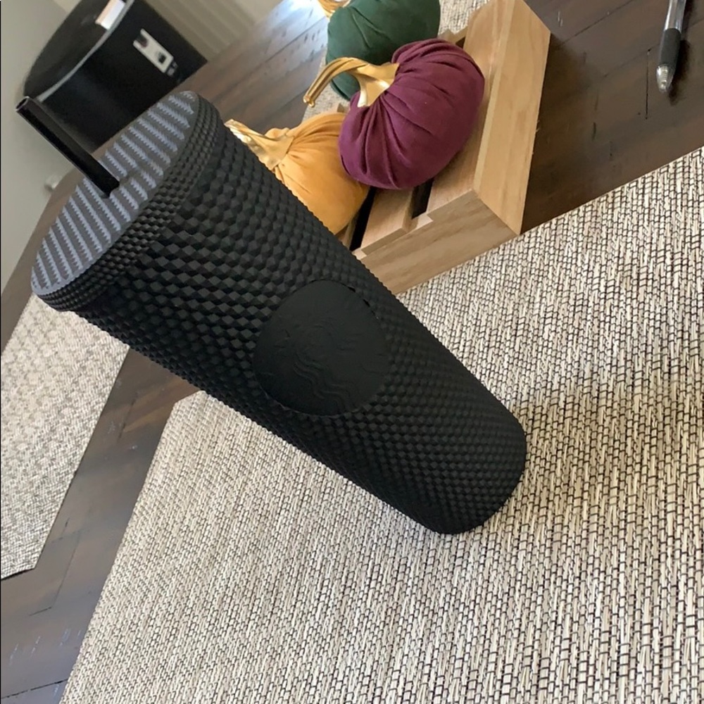 Starbucks black matte